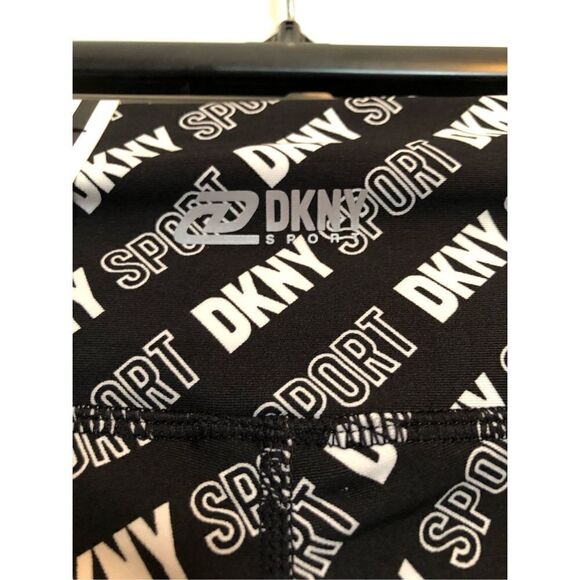 DKNY SPORT - NWT - L Sz XS High-Waist Logo Cycling Shorts. Slim Fit w/Pockets - Picture 10 of 16